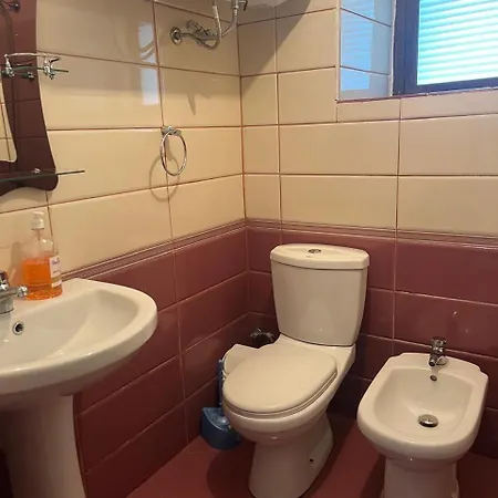 בית הארחה Lion בראט